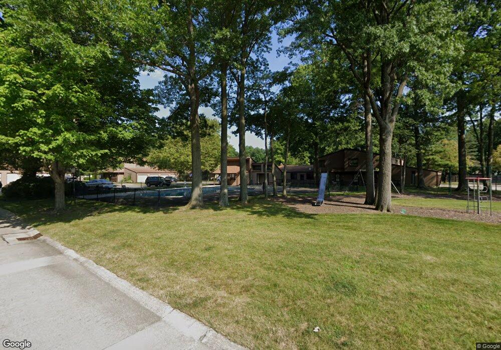 26708 Lake of the Falls Blvd, Olmsted Falls, OH 44138 - photo 1