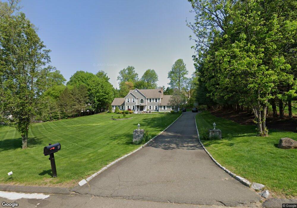 11 Plumb Creek Rd, Trumbull, CT 06611 - photo 1