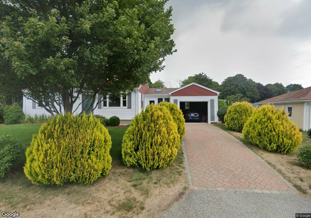 27 Eisenhower Place, Wakefield, RI 02879 - photo 1