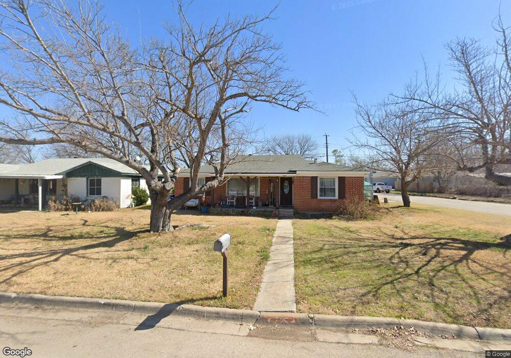 725 Ala Dr, Fort Worth, TX 76108 - photo 1