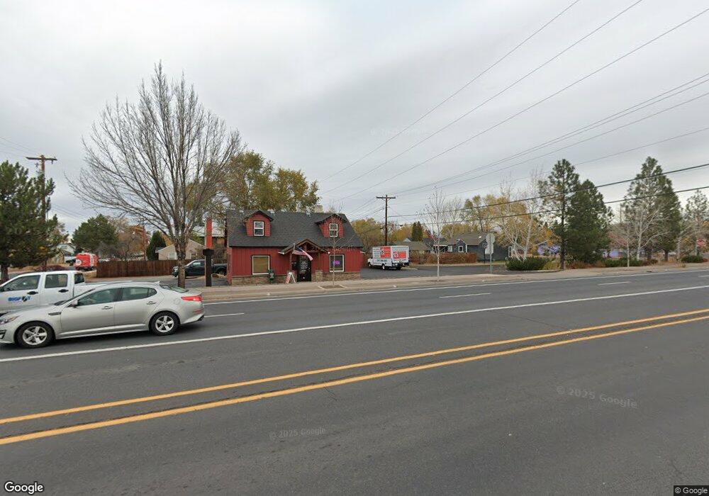 1427 SW Highland Ave, Redmond, OR 97756 - photo 1