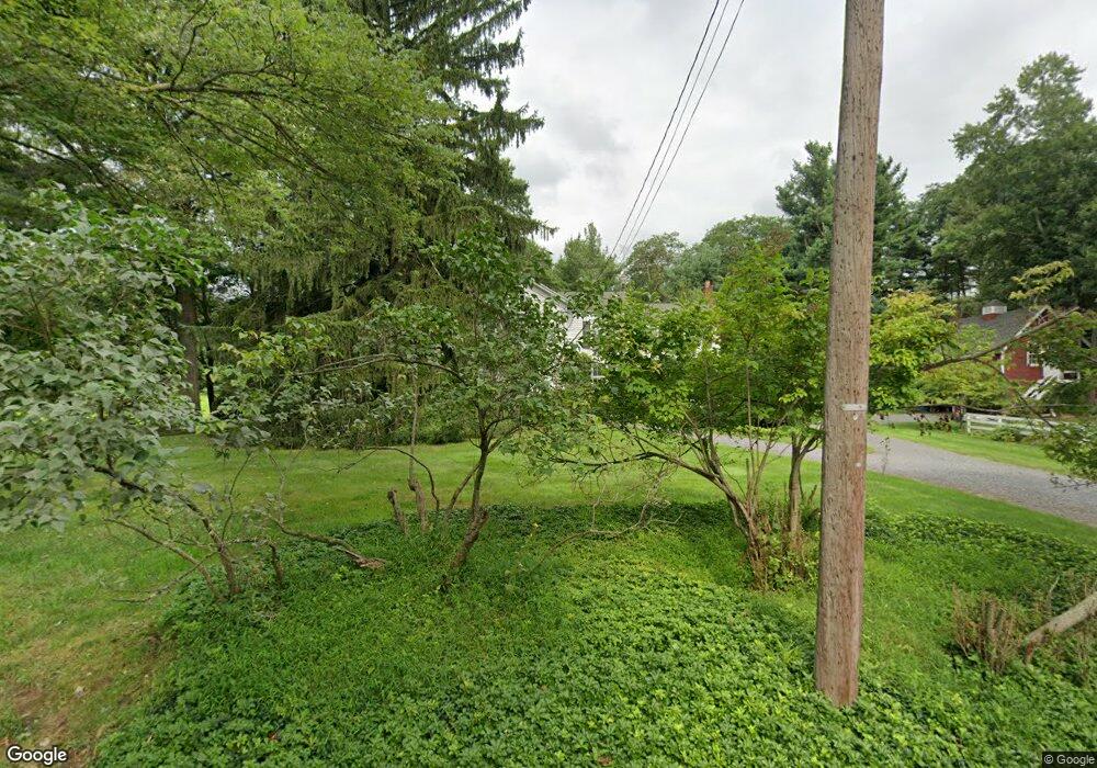 1071 Clarkes Ln, Scotch Plains, NJ 07076 - photo 1