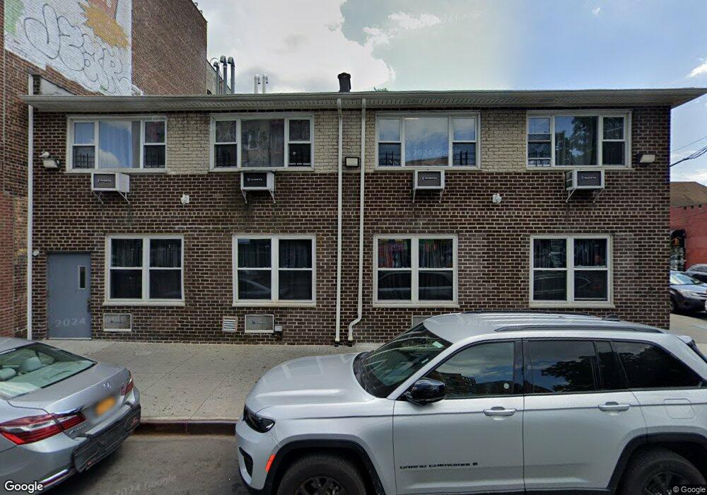 8130 Baxter Ave, Flushing, NY 11373 - photo 1