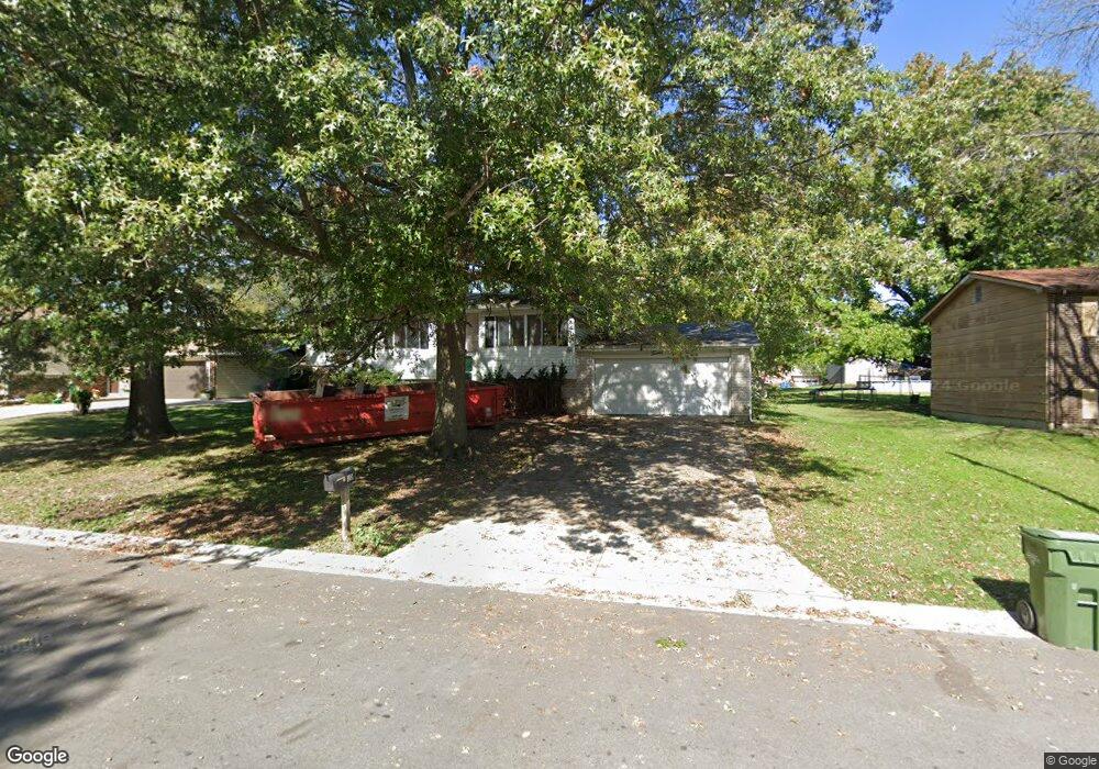 20 Nassau Dr, Maryville, IL 62062 - photo 1