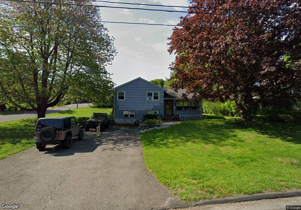 49 Meadow Rd, Trumbull, CT 06611 - photo 1