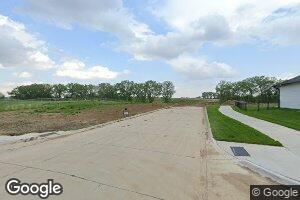 1812 E 12th St, Hickman, NE 68372