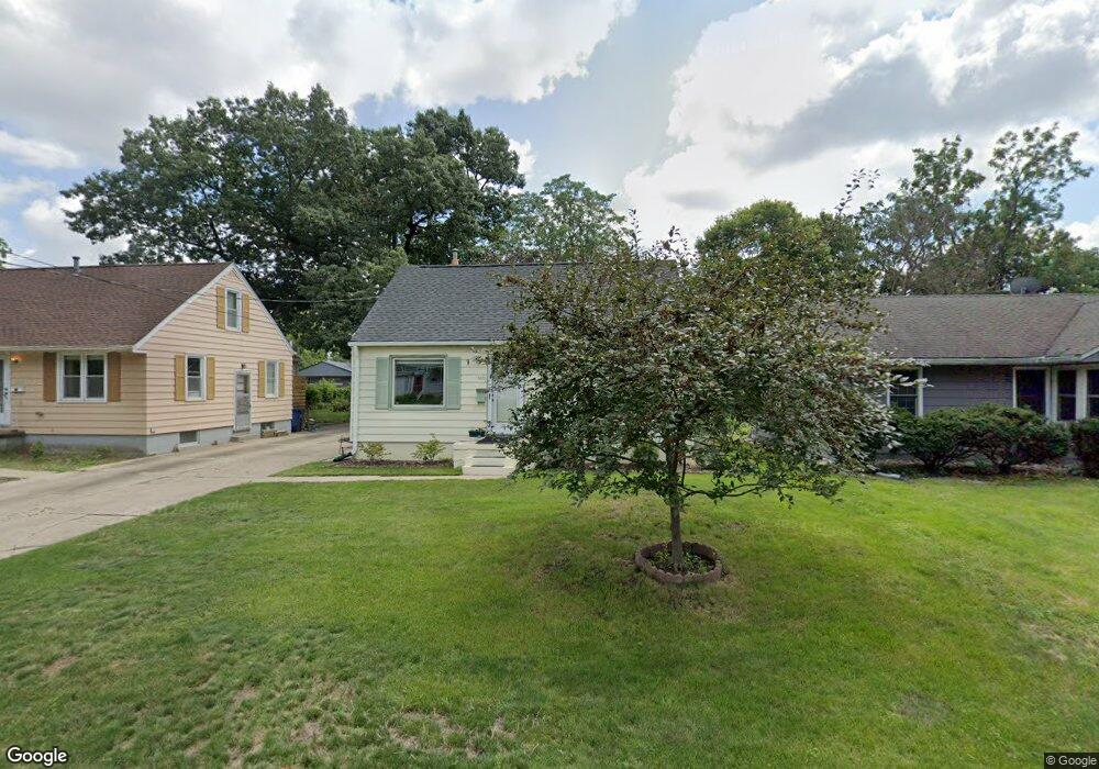 3831 Sherman Blvd, Des Moines, IA 50310 - photo 1