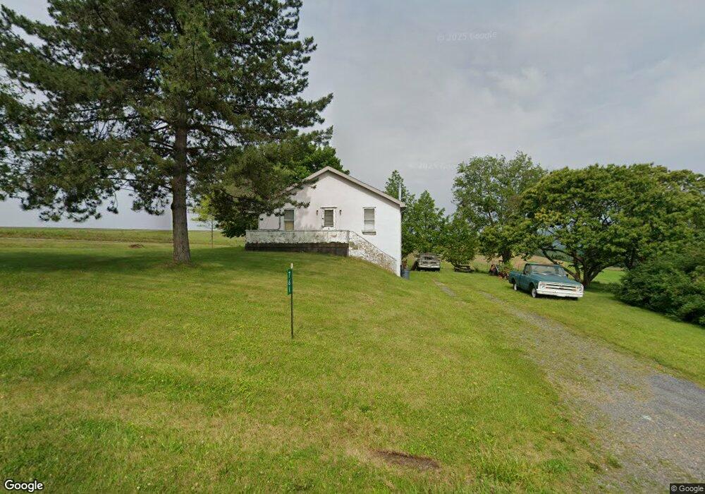 761 S Oaks Rd, Bath, PA 18014 - photo 1