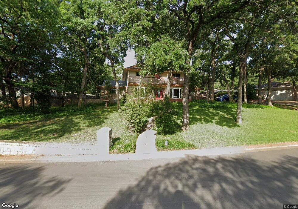 1200 Pebble Creek Dr, Euless, TX 76040 - photo 1