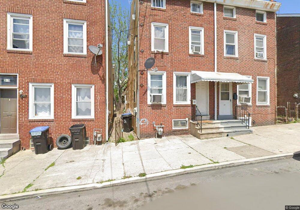 347 E Penn St, Norristown, PA 19401 - photo 1