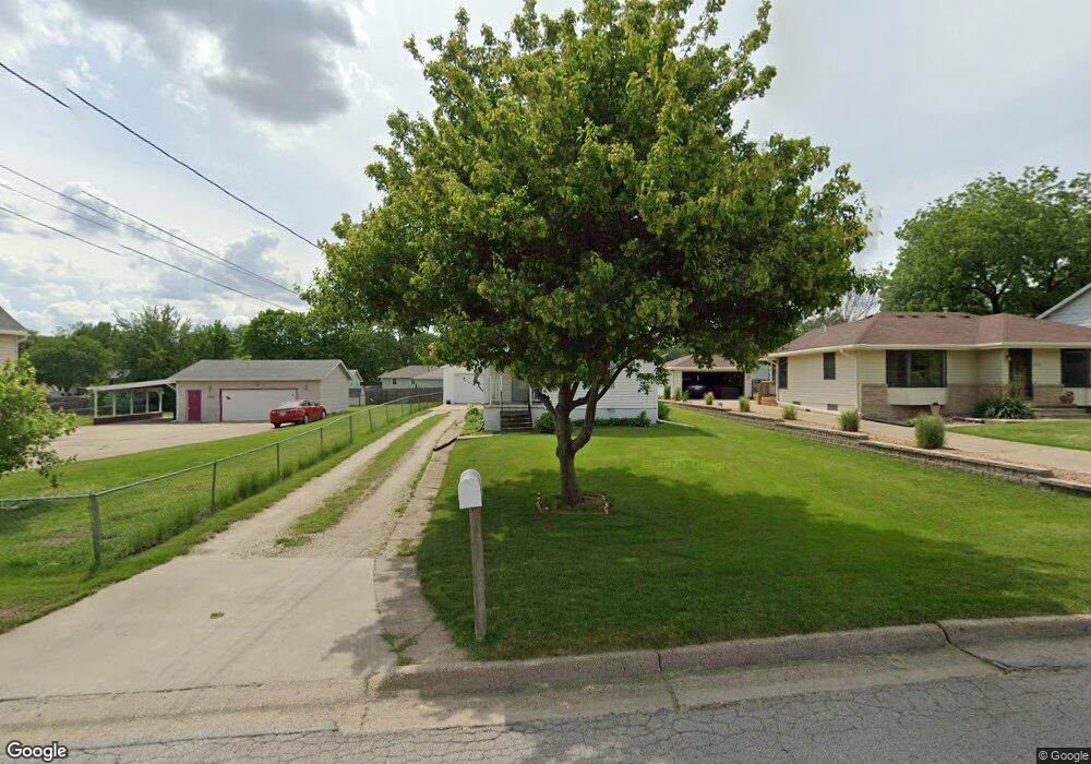 3930 E 27th St, Des Moines, IA 50317 - photo 1