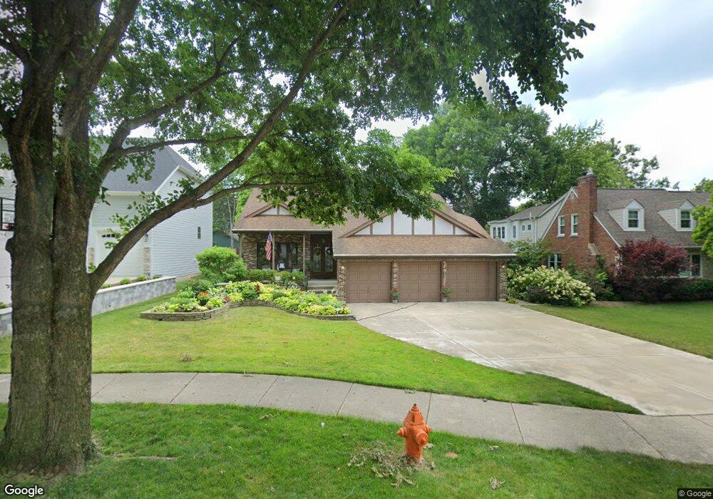 433 S Wright St, Naperville, IL 60540 - photo 1