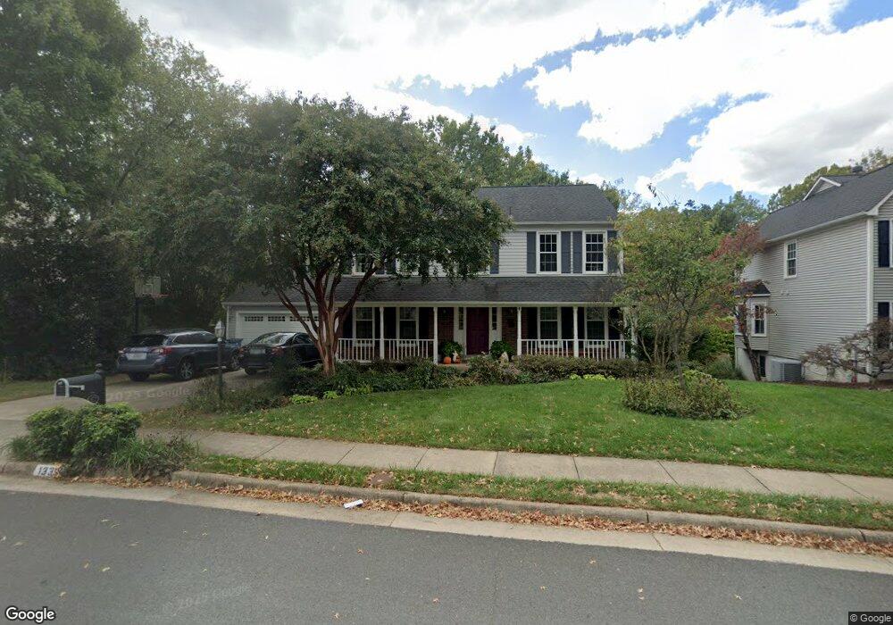 13355 Scotsmore Way, Herndon, VA 20171 - photo 1