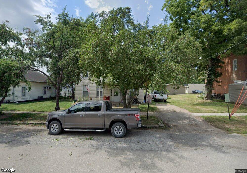 211 S Main St, Grandview, IA 52752 - photo 1