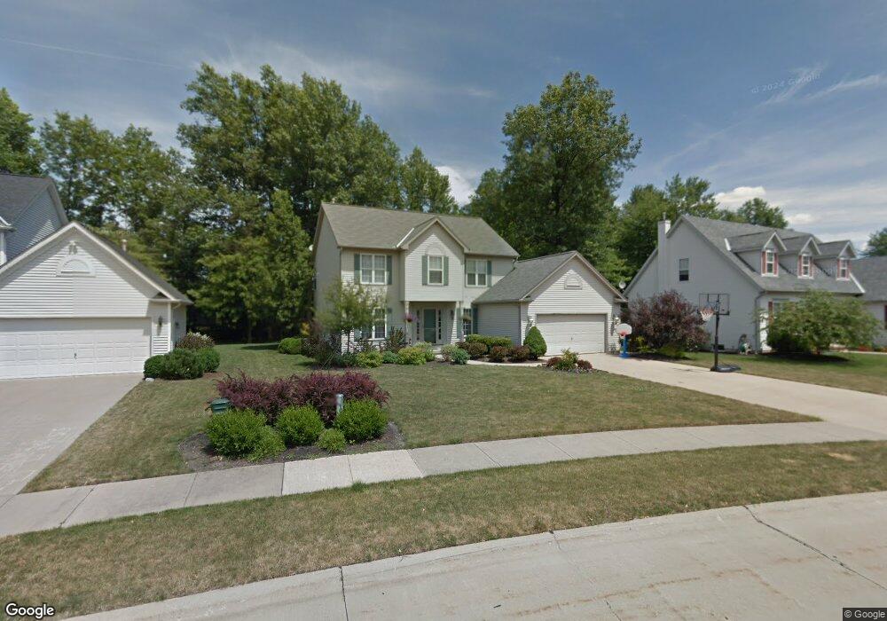 26972 Valeside Ln, Olmsted Falls, OH 44138 - photo 1