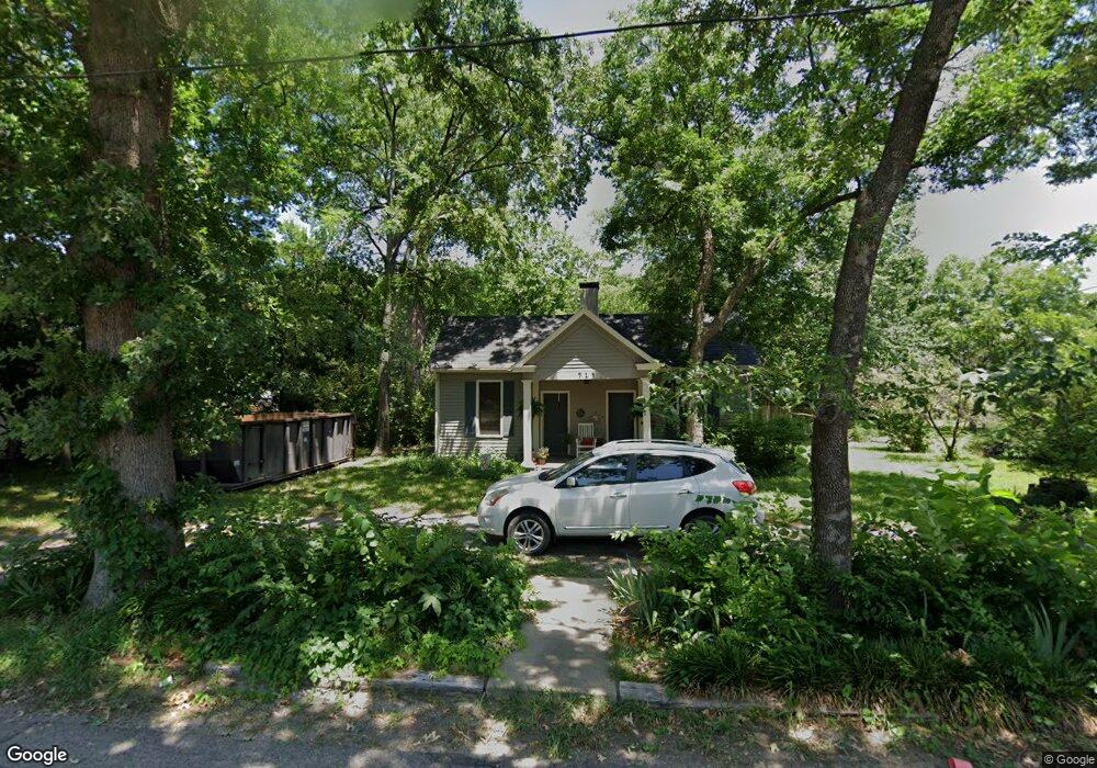 914 Pine St, Bonham, TX 75418 - photo 1