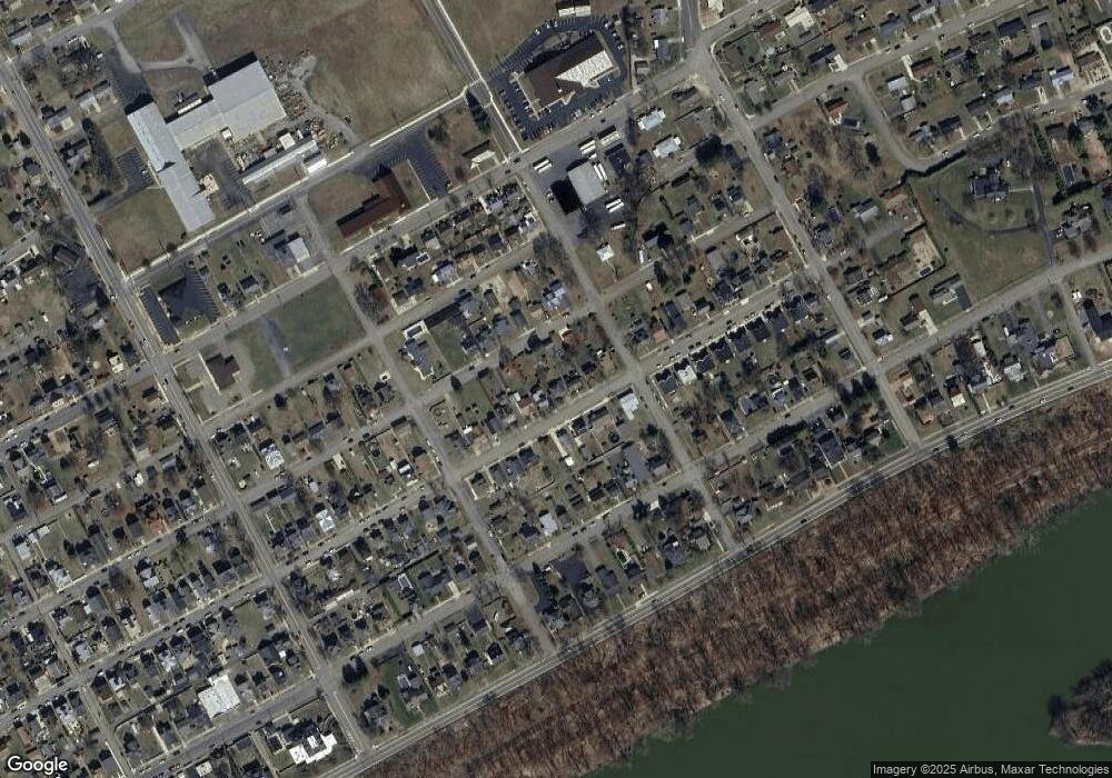 725 E 3rd St, Berwick, PA 18603 - photo 1