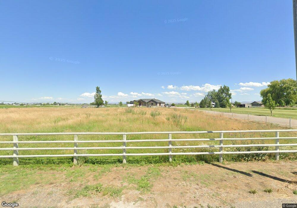 67 S 1050 W, Blackfoot, ID 83221 - photo 1