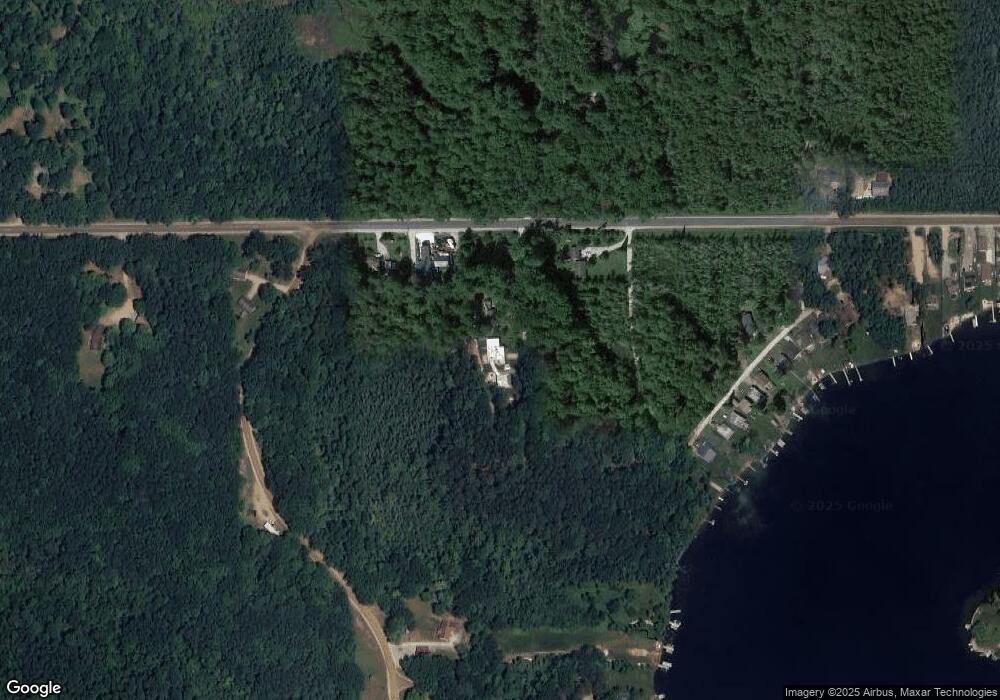 2953 Surrey Dr, Harrison, MI 48625 - photo 1