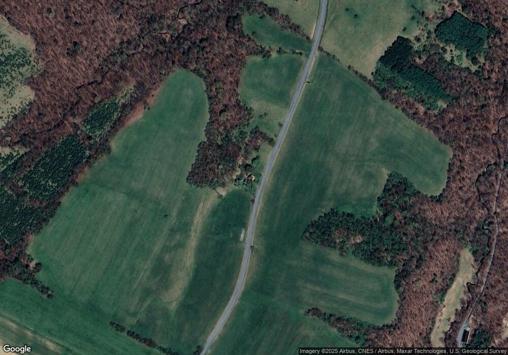 1089 Middle Fork Rd, Cross Junction, VA 22625 - photo 1