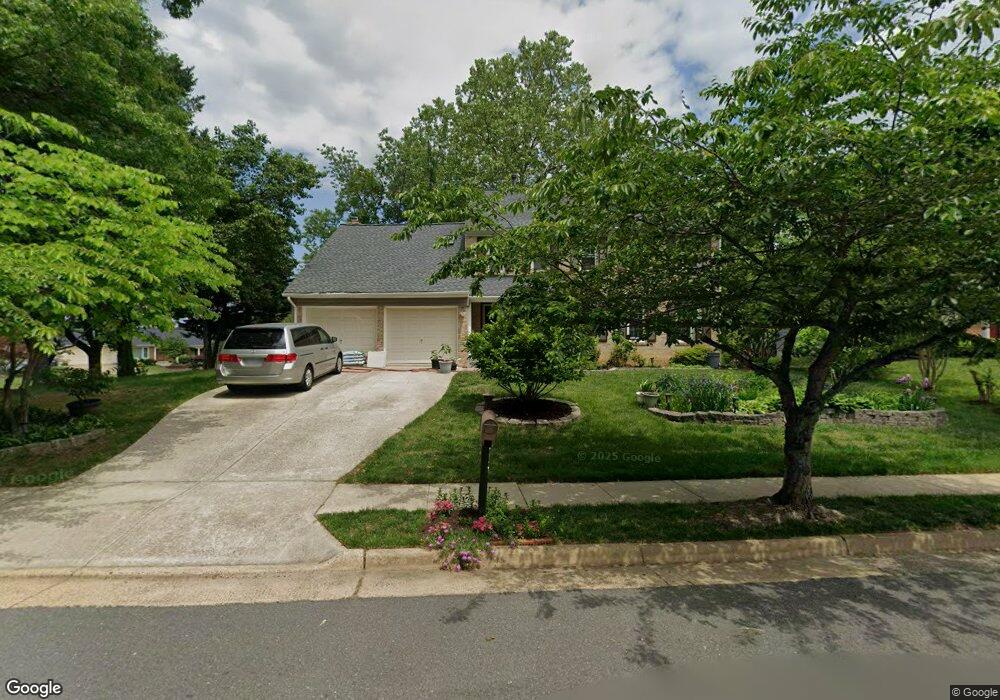 7816 Richfield Rd, Springfield, VA 22153 - photo 1