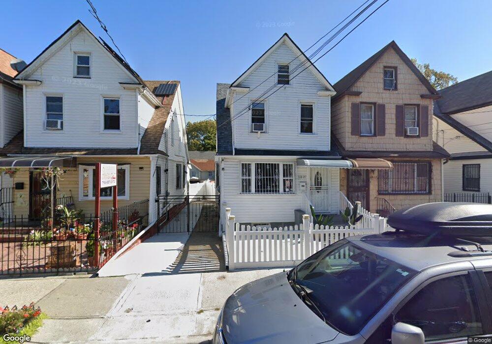 10805 164th Place, Jamaica, NY 11433 - photo 1