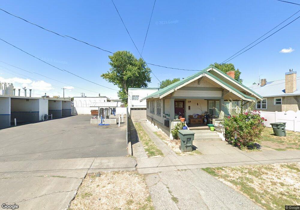 117 SE 9th Dr, Pendleton, OR 97801 - photo 1