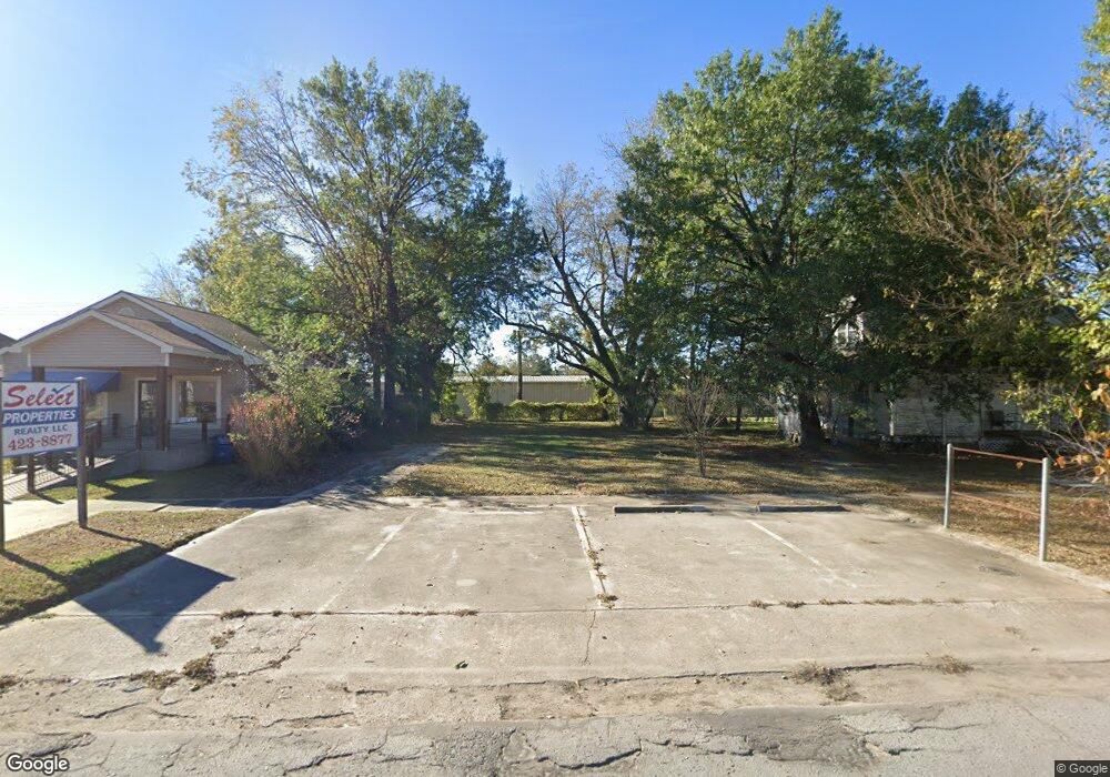 406 E Cherokee Ave, McAlester, OK 74501 - photo 1
