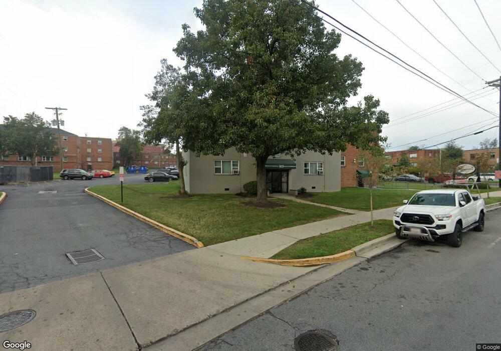 1401 Kanawha St, Hyattsville, MD 20783 - photo 1