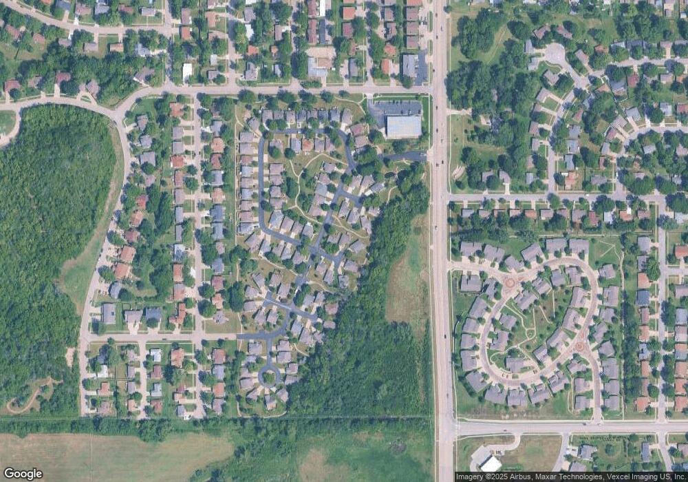 3564 SW Willow Brook Dr, Topeka, KS 66614 - photo 1