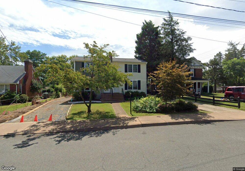 1102-B Locust Ave, Charlottesville, VA 22901 - photo 1