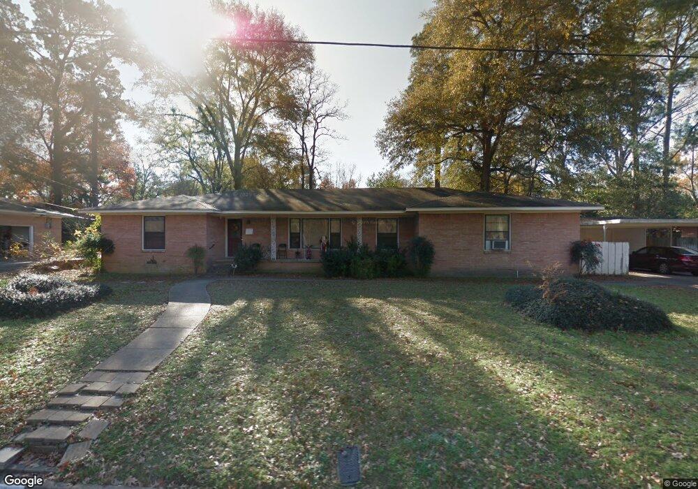 1011 Rhodes Dr, Tyler, TX 75701 - photo 1