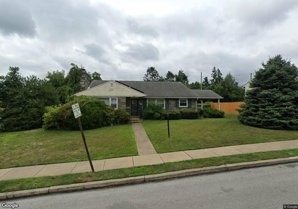 2400 Hillcrest Rd, Drexel Hill, PA 19026 - photo 1