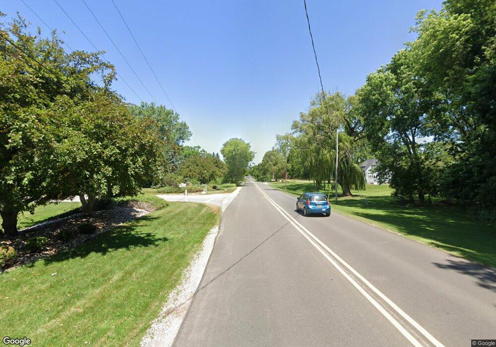 2279 Dean Lake Ave NE, Grand Rapids, MI 49505 - photo 1