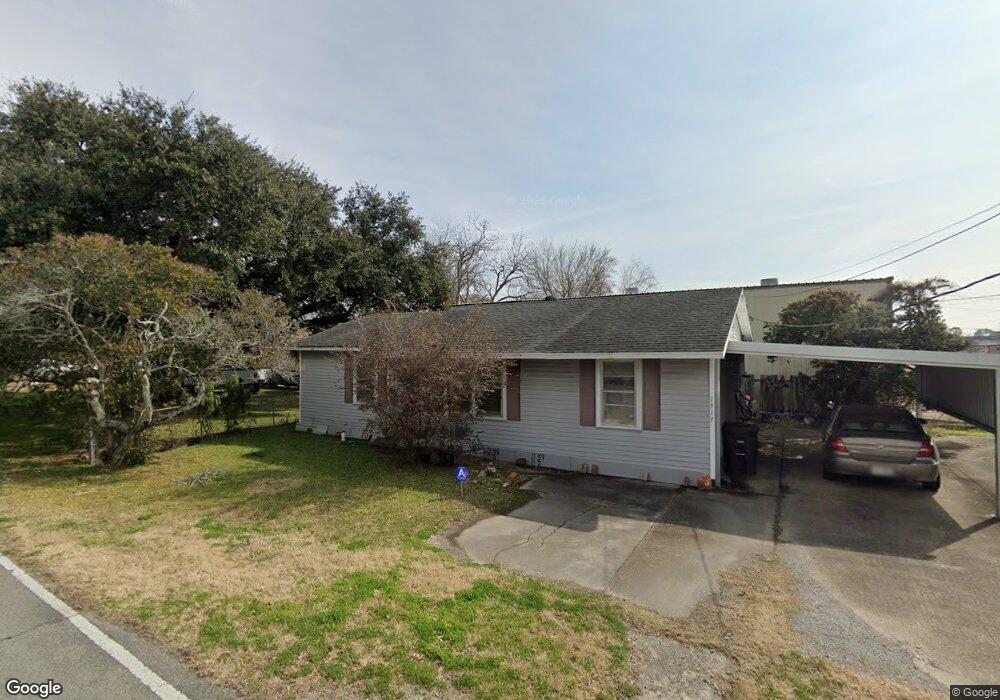 1417 Julia St, New Iberia, LA 70560 - photo 1