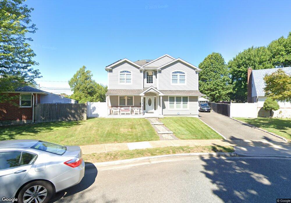 350 Coleridge St, Levittown, NY 11756 - photo 1