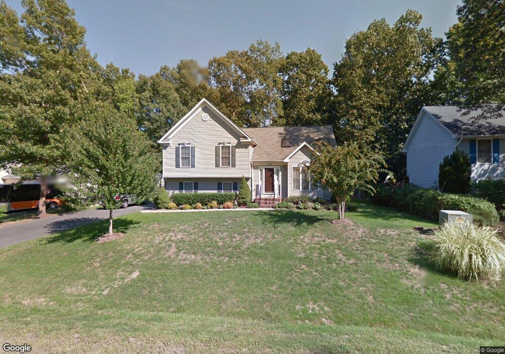 10709 Crestwood Dr, Spotsylvania, VA 22553 - photo 1