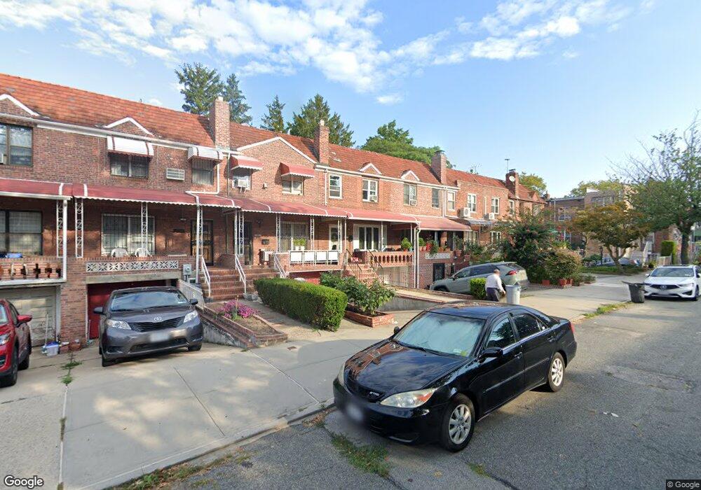 61-40 146th Place unit 1, Flushing, NY 11367 - photo 1