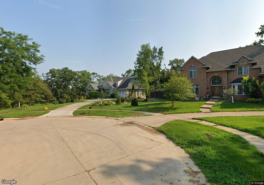 5124 Spring Oak Ct NE, Cedar Rapids, IA 52411 - photo 1