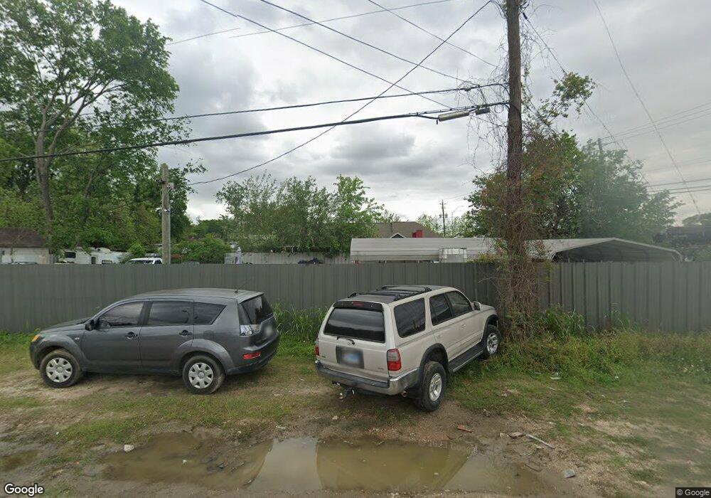 10022 Hardy Toll Rd, Houston, TX 77093 - photo 1