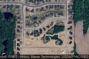 8181 Hummingbird Ln, North Branch, MN 55056