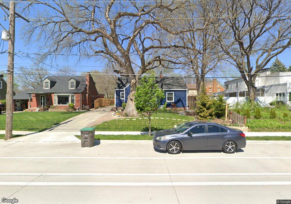 4411 Franklin Ave, Des Moines, IA 50310 - photo 1