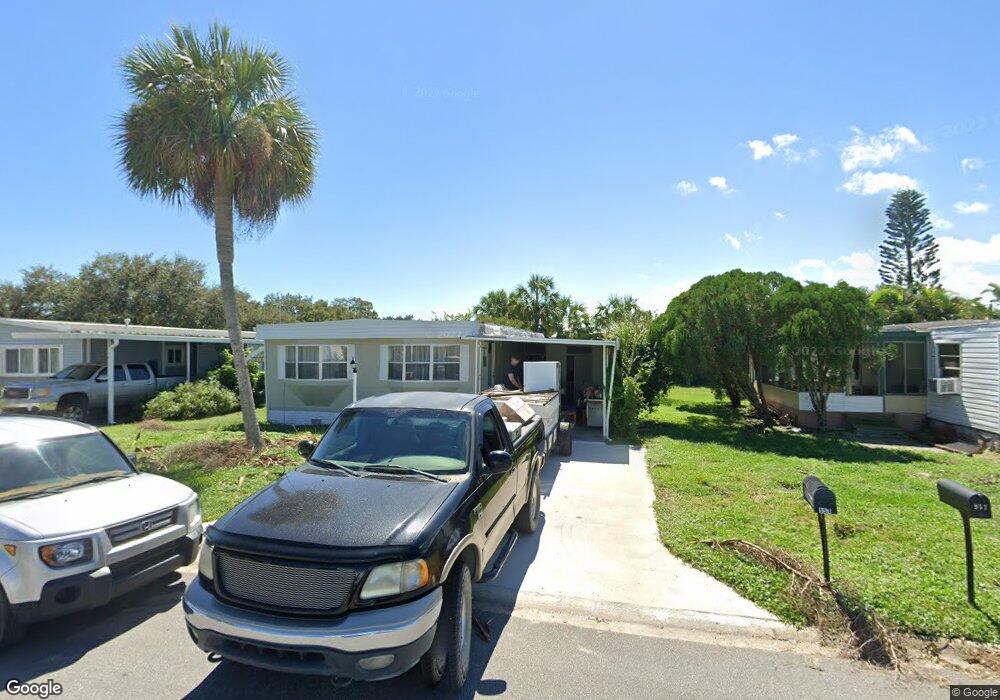 954 Pecan Cir, Sebastian, FL 32976 - photo 1