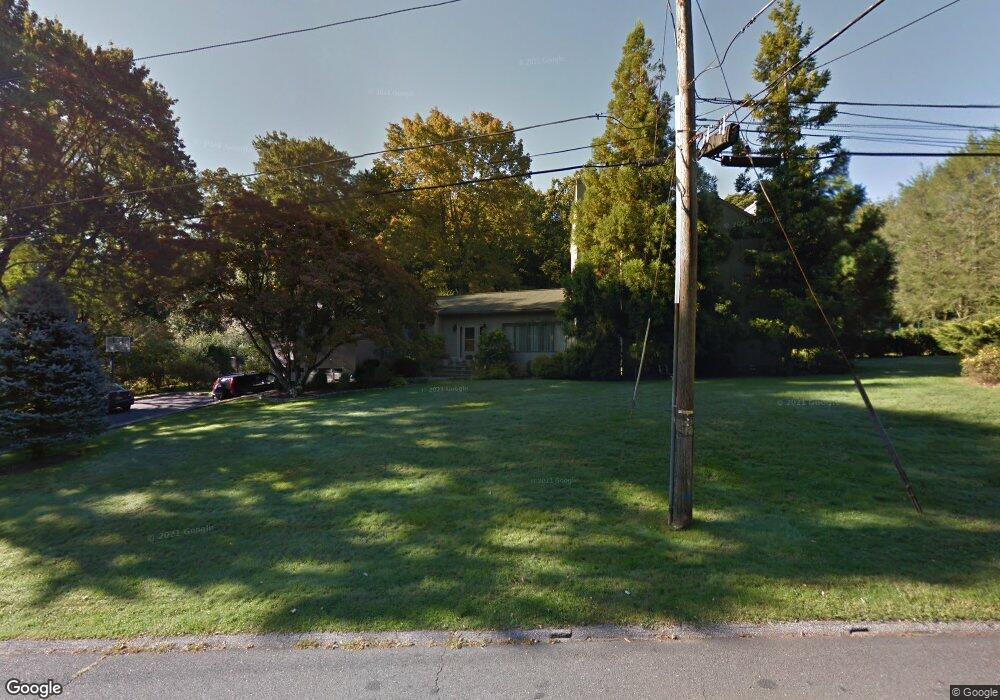 199 Cedar Dr E, Briarcliff Manor, NY 10510 - photo 1