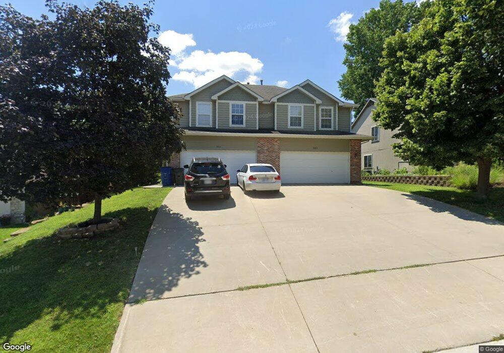 3613 Gunnison Dr, Lawrence, KS 66049 - photo 1