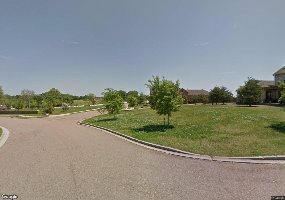 2483 E Beauvoir Place, Hernando, MS 38632 - photo 1