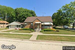 1904 38th St, Kenosha, WI 53140