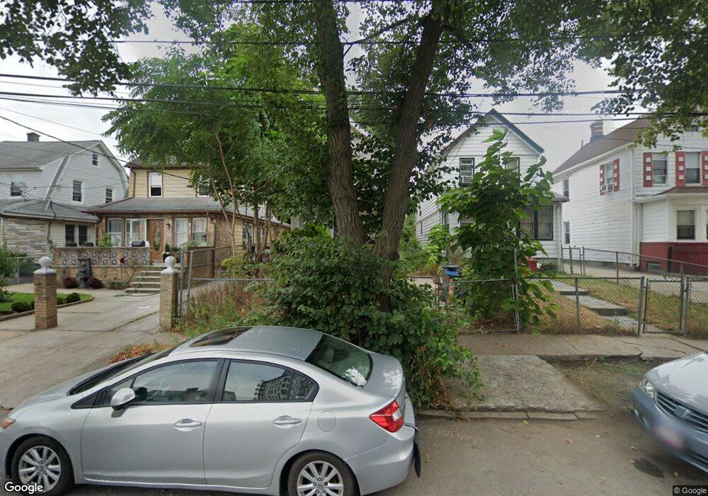 197-10 Sagamore Ave, Queens, NY 11423 - photo 1