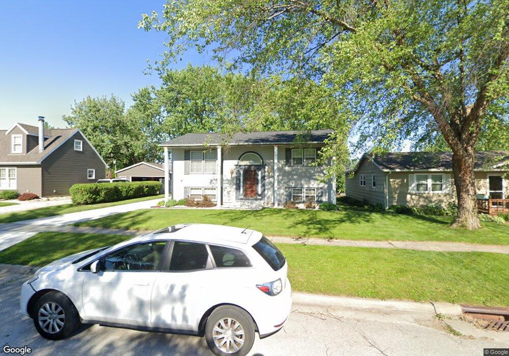 1231 Fleur Dr, Waterloo, IA 50701 - photo 1