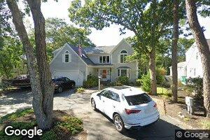 19 Bluff Ave, Mashpee, MA 02649